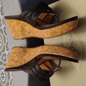 NURTURE GEOVANNA004 BLACK shoes.  Size 7.5 M.  Cork soles. Wedge heels.